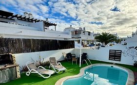 La Fresa Hostel